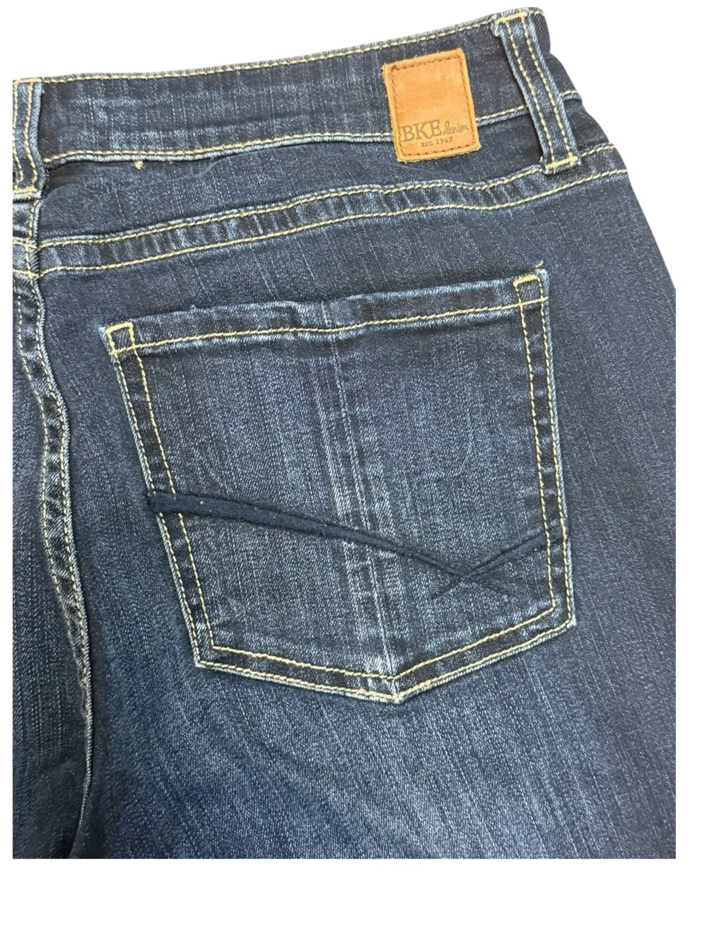 BKE Gabby Straight Dark Wash Jeans 29R - Picture 3 of 6